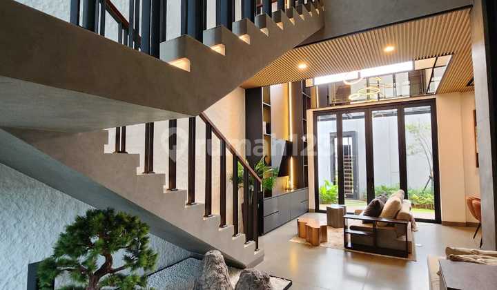 Luxury House at a Good Price in the Serene Area of Sawangan 2