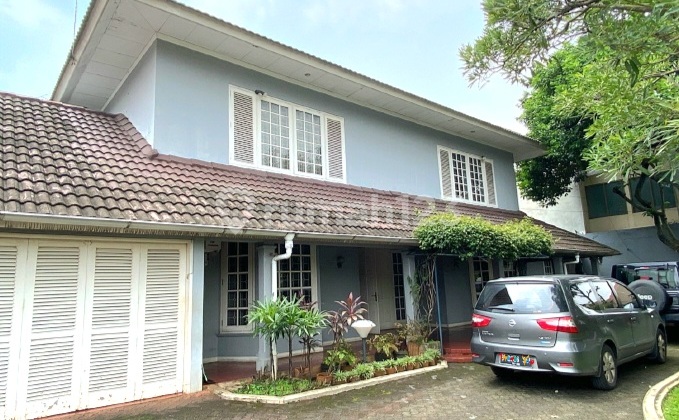 Furnished House Spacious Garden in Lebak Bulus Jakarta Furnished House Spacious Garden in Lebak Bulus Jakarta