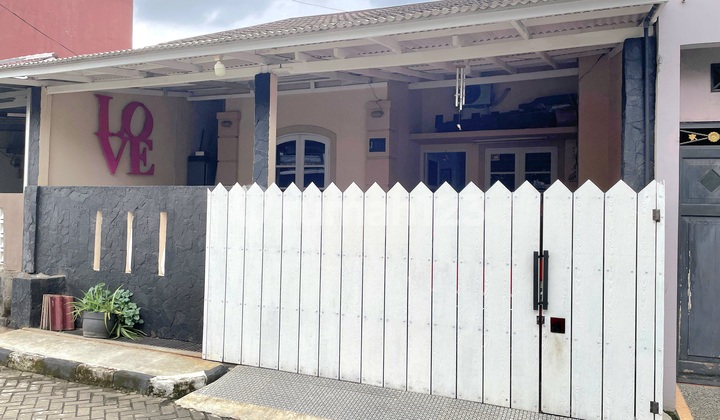 Nice Flood-Free House In Pamulang Estate