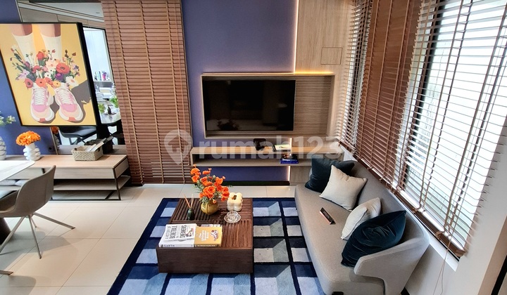 Rumah Modern 3 Lantai 4 Kamar Tidur Dekat Gading Serpong 2