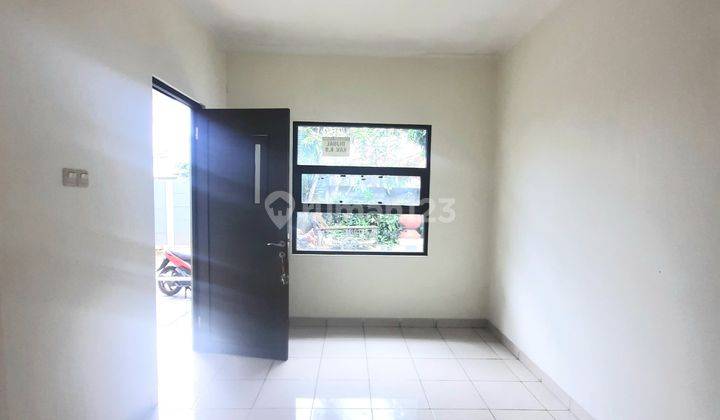 Rumah 2 Lantai Huk Dalam Cluster Krukut Depok 2