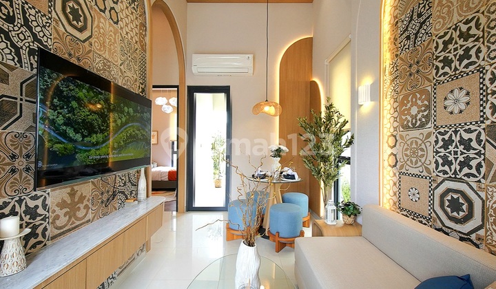 Beautiful House with Hill View in Sentul 2