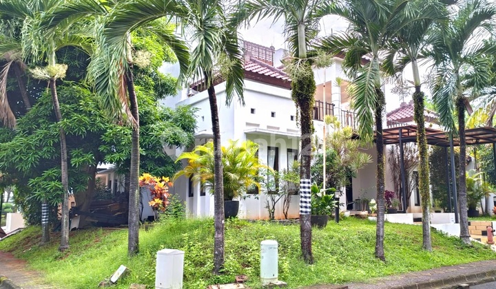 Ready-to-Occupy Home in a Cluster at Bintaro Jaya 2