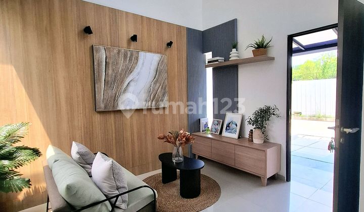 Rumah Cantik Unik Dekat Stasiun Parung Panjang 2