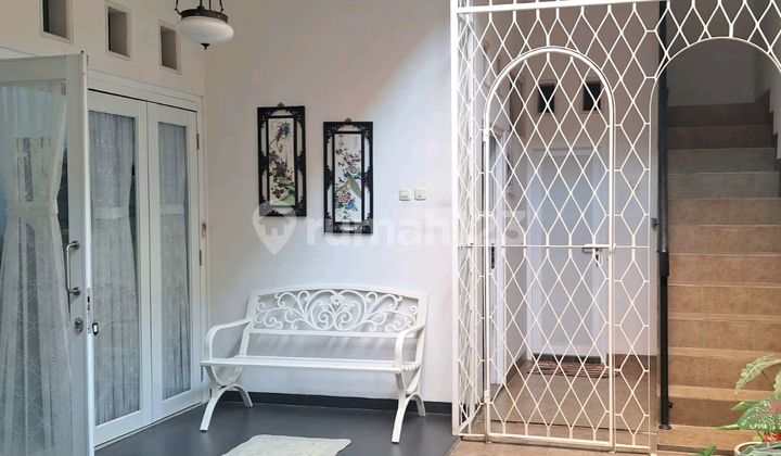 Rumah Villa Delima Lebak Bulus Jakarta Selatan