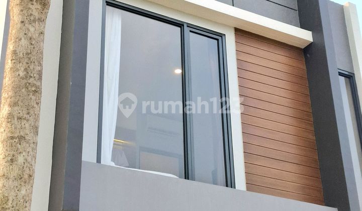 Rumah 2 Lantai 3 Kamar Di Serpong Tangsel