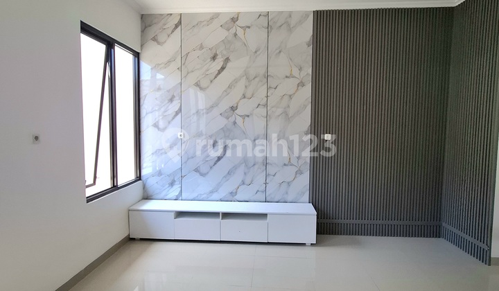 Rumah Lega Dan Lapang Dengan Tanah Luas Di Pamulang Tangsel 2