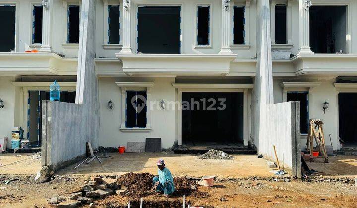 Rumah Siap Huni Dekat Stasiun Lrt 2