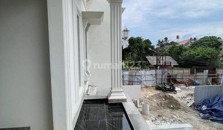 Rumah Dekat Stasiun Lrt  2