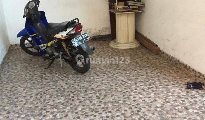 Rumah Di Tanah Sereal Bangunan 3½ Lantai Lokasi Strategis 2