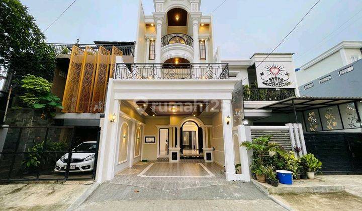 Rumah Bagus Ada Kolam Renang Nya Di Mampang Pancoran Mas Depok