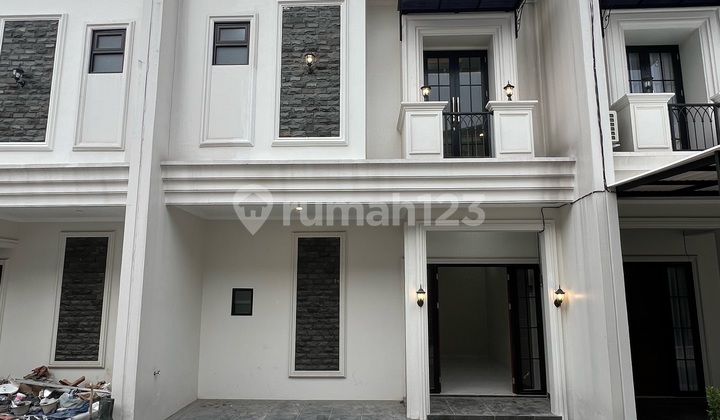 Rumah Bagus dekat rumah Sakit Citra Medika dan Stasiun Depok