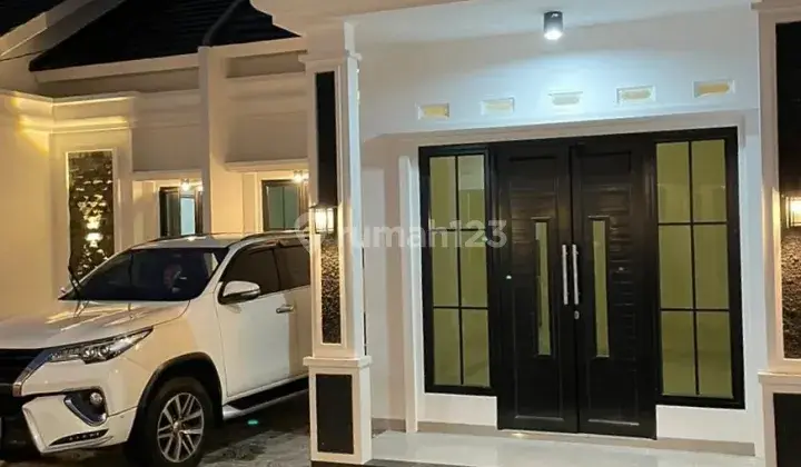 Rumah murah minimalis akses 2 mobil 10 menit ke stasiun Depok 2