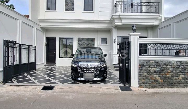Rumah Sultan dengan Tanah yang Luas Banget Dekat Tol Cijago Depok