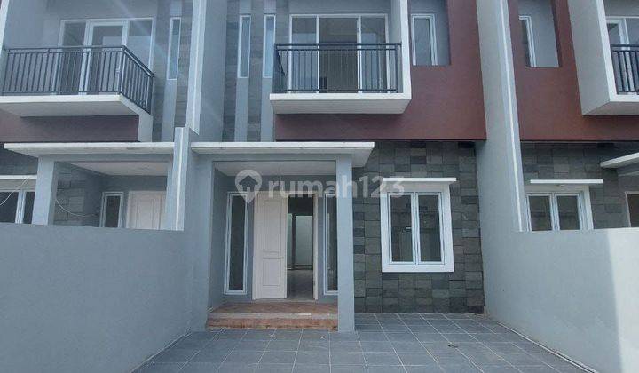 Rumah Baru Tanah Nya Luas Banget Lokasi di Pinggir Jalan Raya  2