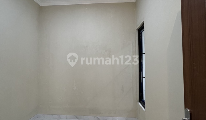 Rumah Bagus dekat rumah Sakit Citra Medika dan Stasiun Depok