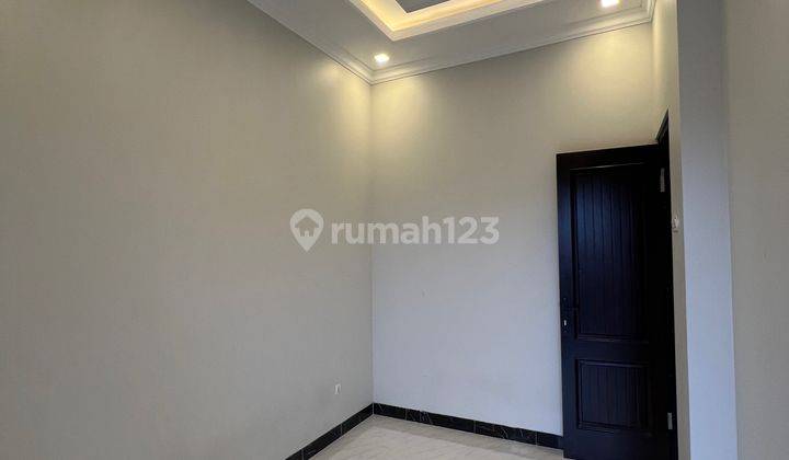 Rumah Baru 2 Lantai Interior Nya Cantik Dekat Stasiun Depok 2