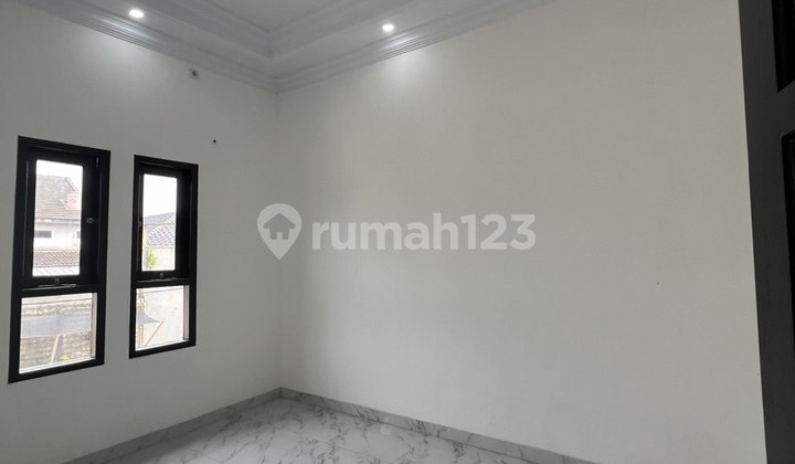 2-Storey House Ready for Occupancy Near Depok Lama Station 2