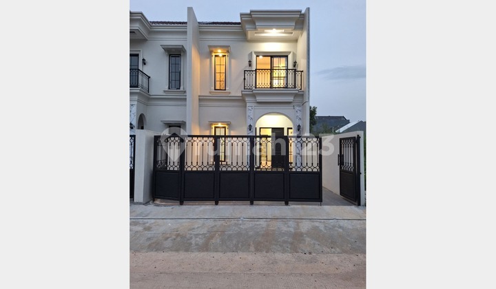 Rumah Siap Huni American Classic Dekat Stasiun Depok