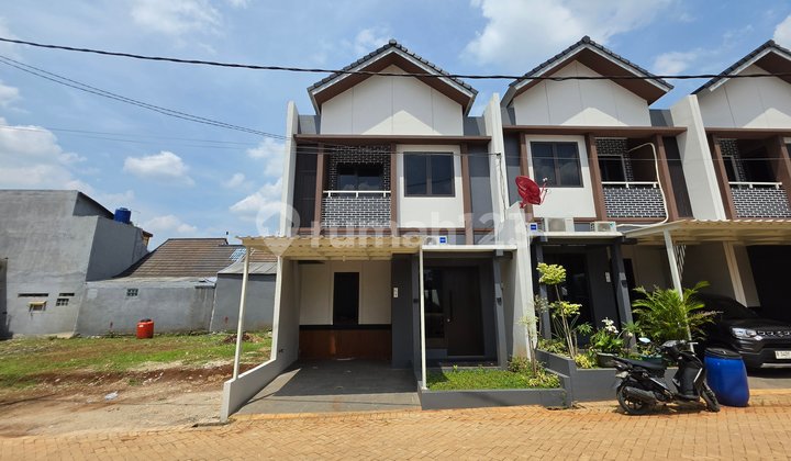 Rumah Keren Dalam Perumahan yang Asri 5 Menit ke Tol Cibubur