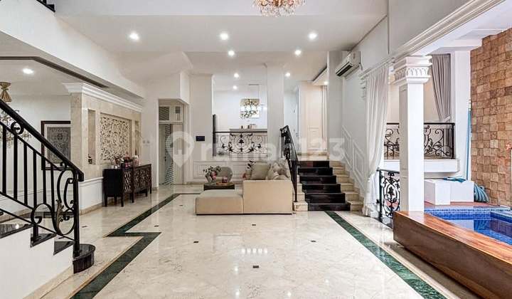 Dekat Pondok Indah Mall Terawat Lokasi Tenang di Pondok Indah 2