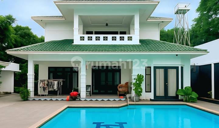 Beautiful House in Kemang, South Jakarta, Shaped Land, Wide Road, with Private Pool