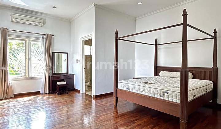 Rumah 2 Lantai Dalam Komplek Siap Huni di Veteran Jakarta Selatan 2