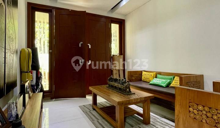 Lokasi Strategis Dekat Senayan Di Permata Hijau 2