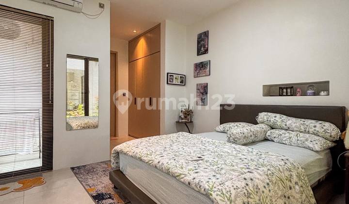 Single House Cantik Sangat Terawat Siap Huni di Cilandak 2
