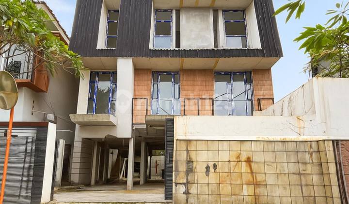 Beautiful House in Pejaten