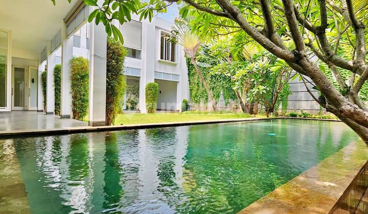 Rumah Mewah Modern Tropis Di Cilandak