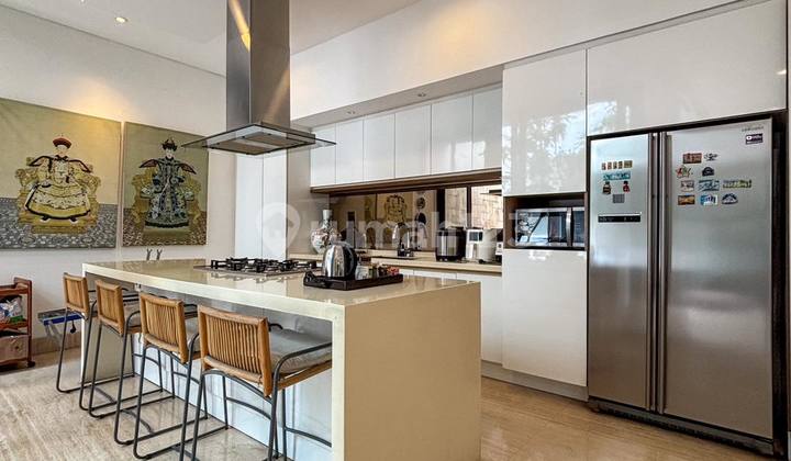 Rumah Design Modern Tropis Dengan Rooftop Di Kemang 2