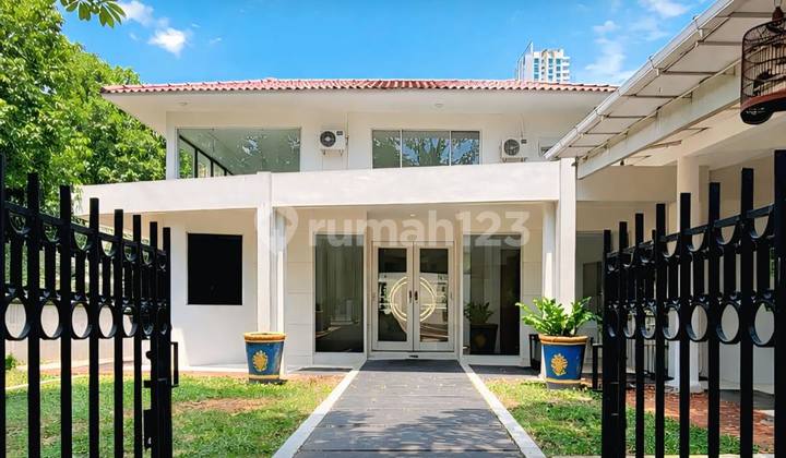 Position of a 2-Story Building Hook with Wide Yard and Balcony in Kebayoran Baru