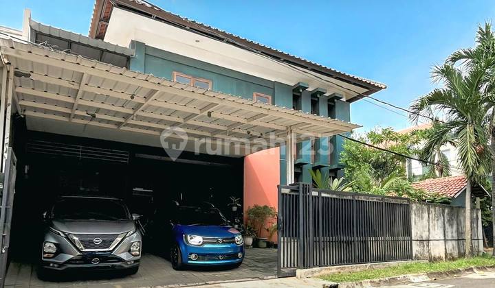 Well-Maintained House in Pondok Indah