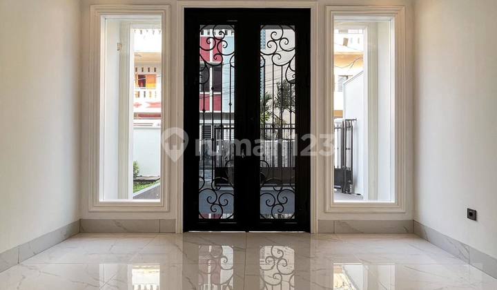 New House in Cempaka Putih Quiet Neighborhood 2