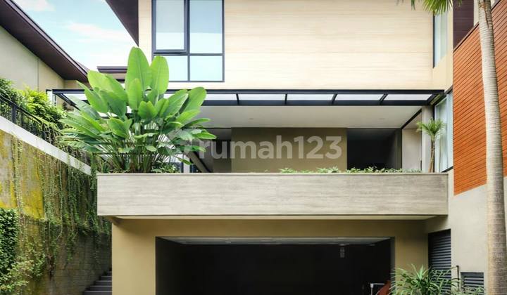 Modern Tropical Town House Design Near Citos in Cipete