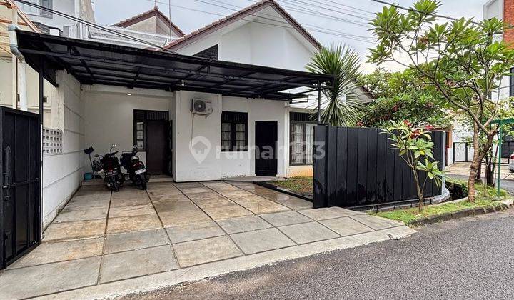 Rumah Cantik Di Pedanggrahan 2