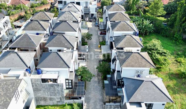 Jual Rumah Di Kemang Dengan Swimming Pool 2