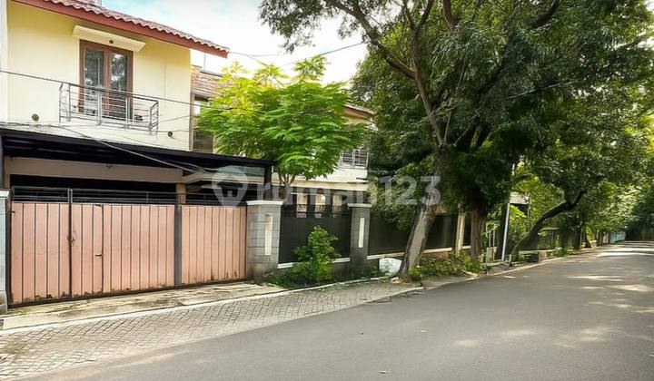 Rumah Asri Strategis Kebayoran 