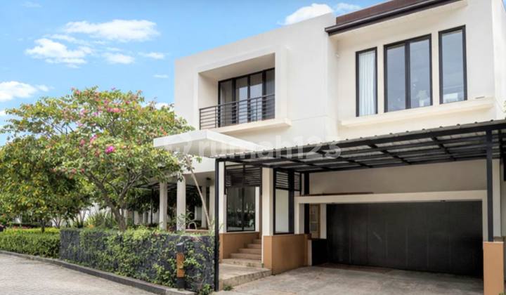 Rumah Cantik Dalam Townhouse Lokasi Strategis di Veteran Jakarta Selatan
