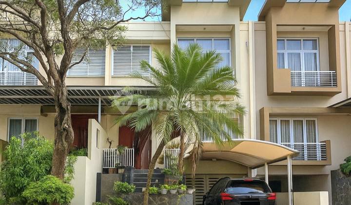 Bangunan Terawat Dalam Komplek Di Jati Padang Jakarta Selatan