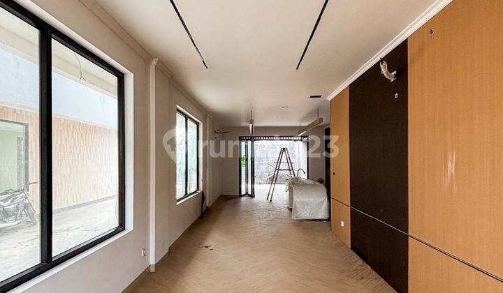 Commercial Shophouse Dekat Tol T B Simatupang di Kebagusan 2