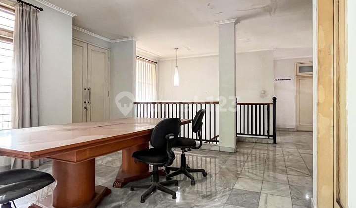 House in Prime Area, Ideal for Investment 2