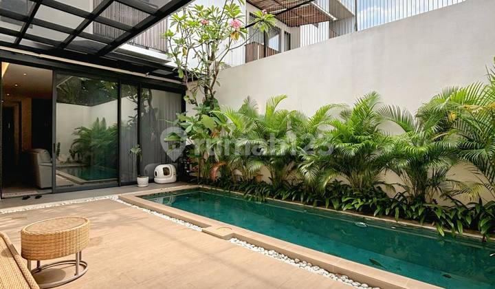Rumah Cantik Modern Tropical Di Bintaro Jaksel