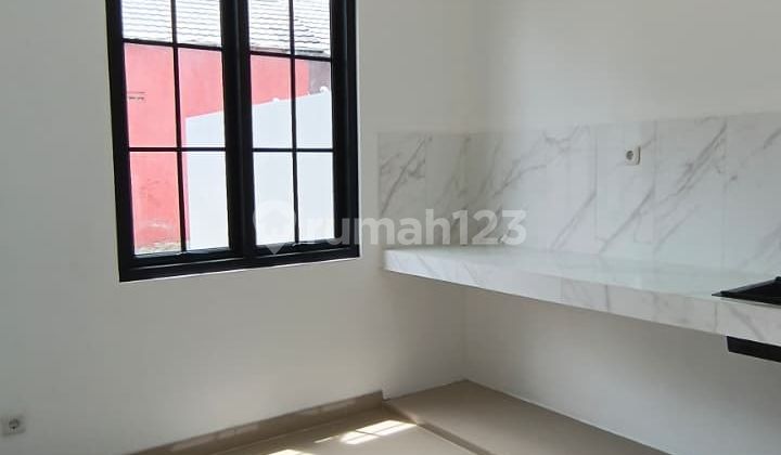 Rumah Baru Siap Huni-Strategis-Akses Mudah-Bonus Ac-Kanopi-Cctv di Jagakarsa Jaksel