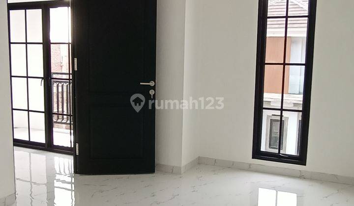 Rumah Mewah Dijual Murah Sekali di Cluster Exclusive Jagakarsa 2