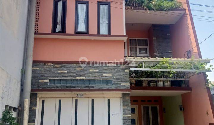 Dijual di Jagakarsa Jaksel,Rumah Cantik Siap Huni,Rooftop 3Lantai,Lokasi Strategis dekat Stasiun,Akses Mudah 1