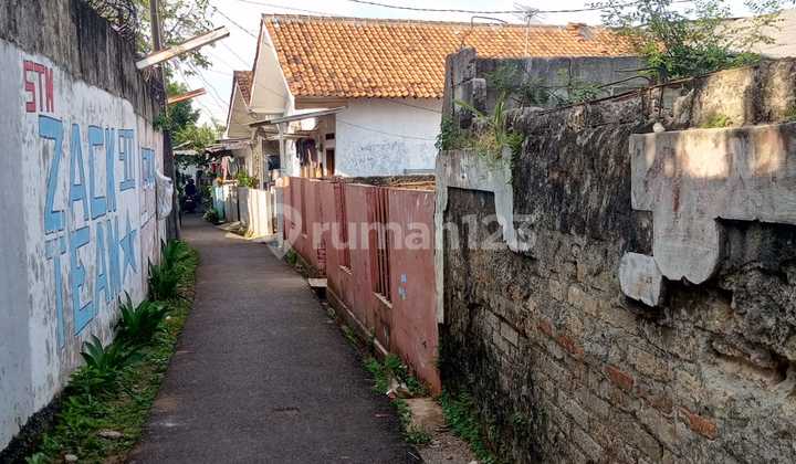 New House Ciracas East Jakarta Near LRT Busway Cheap Quick Sale 2