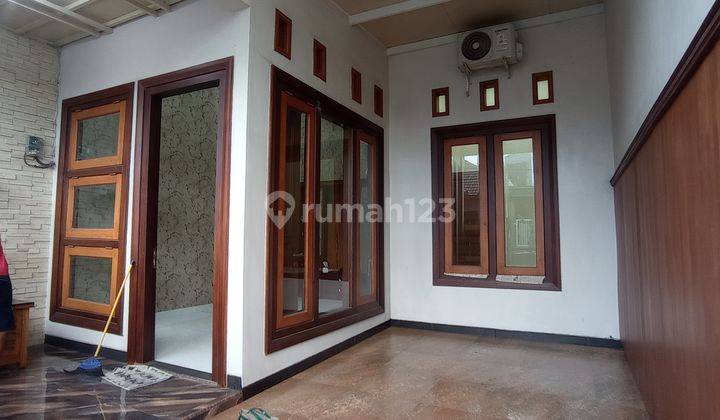 Dijual Rumah Semi Furnished Jati Klasik di Tambak Oso 2