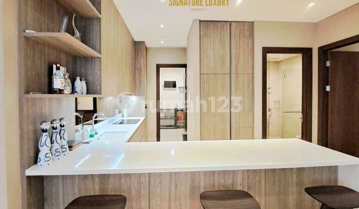 Jual Cepat Pakubuwono Spring Apartemen, Corner Layout & Pool View 2
